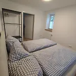 Planer Altstadtwohnung Mit Terrasse & Parkplatz 公寓