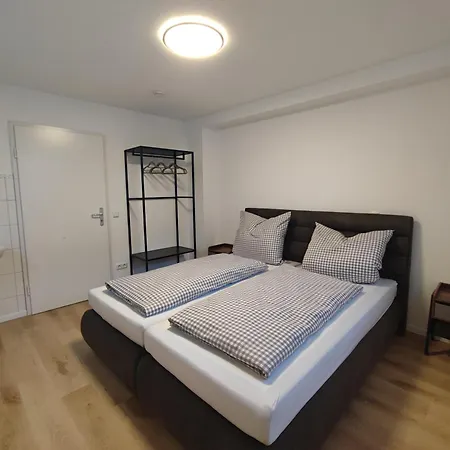 Planer Altstadtwohnung Mit Terrasse & Parkplatz Apartment