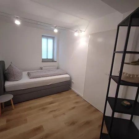 Planer Altstadtwohnung Mit Terrasse & Parkplatz Apartment *
