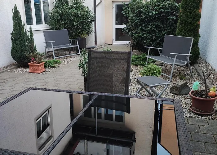 Planer Altstadtwohnung Mit Terrasse & Parkplatz *